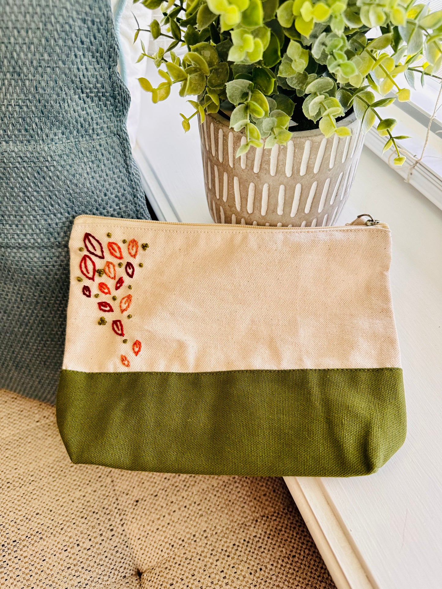 Fall Leaf Two-Toned Zippered Pouch